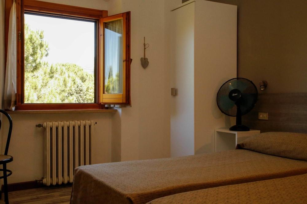 Hotel Mom Assisi Santa Maria Degli Angeli  Extérieur photo