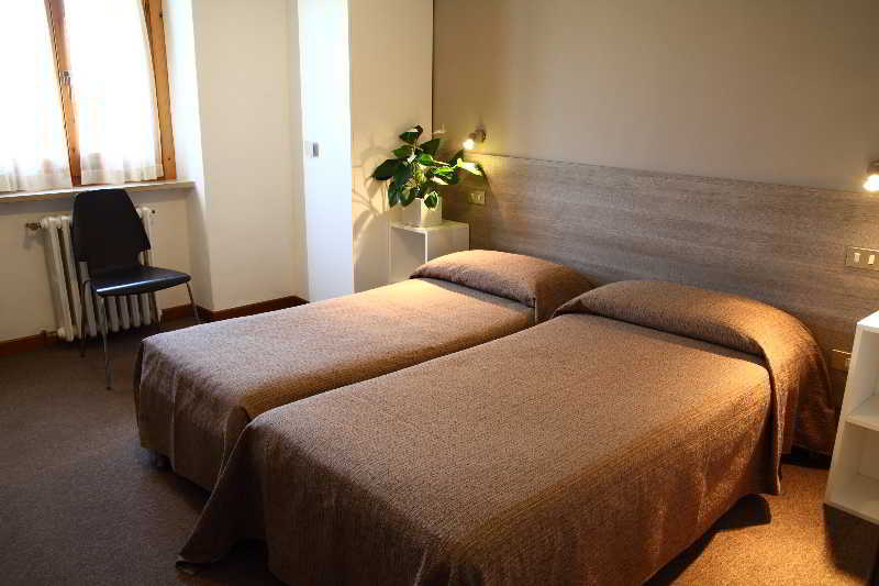 Hotel Mom Assisi Santa Maria Degli Angeli  Extérieur photo